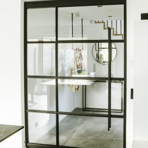 Lofttür/ Metallglastür